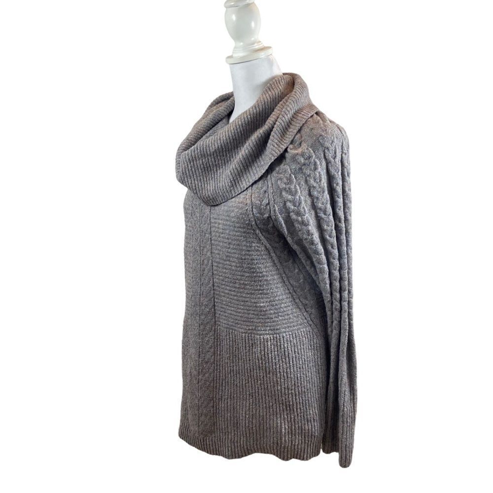 Liz Claiborne‎ Cowl Neck Not Sweater Purple, Blue and Grey Size Medium